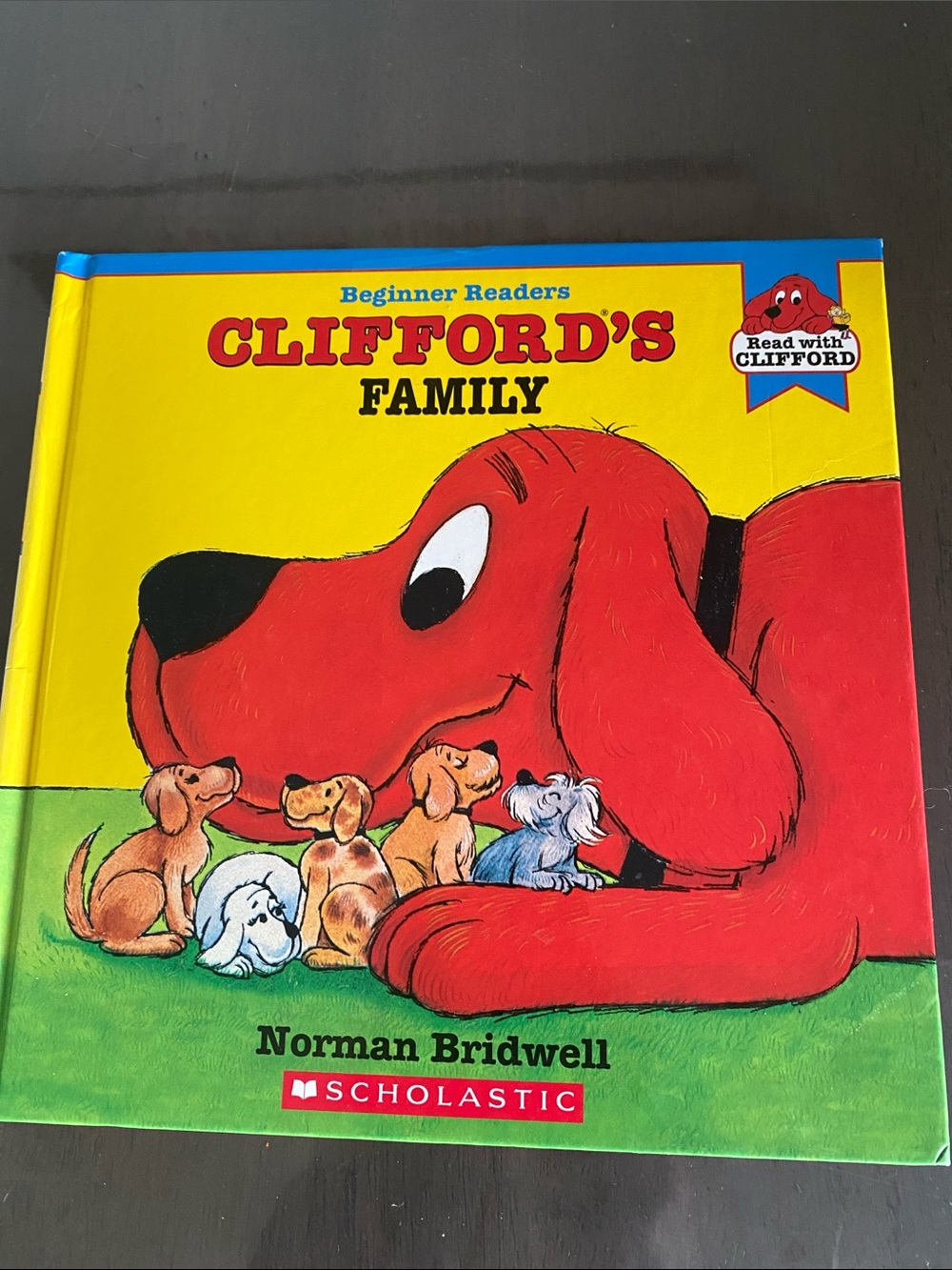 Clifford’s Family Storybook Norman Bridwall beginner reading